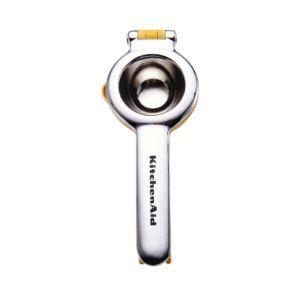 No Mess Citrus Squeezer