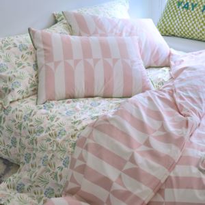 Waverly Tile Comforter Set Size Full/Queen