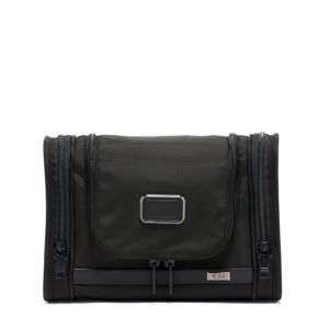 Alpha 3 Hanging Travel Kit